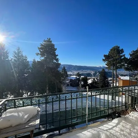 2 Pieces 30M2 Et Balcon Vue Montagne Villa Saint Paul Wifi Location A La Semaine Du Samedi Au Samedi Font-Romeu-Odeillo-Via Exterior photo