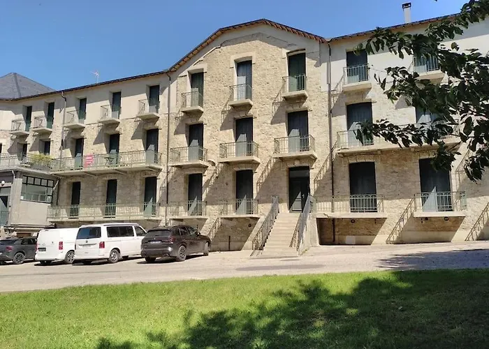 2 Pieces 30M2 Et Balcon Vue Montagne Villa Saint Paul Wifi Location A La Semaine Du Samedi Au Samedi