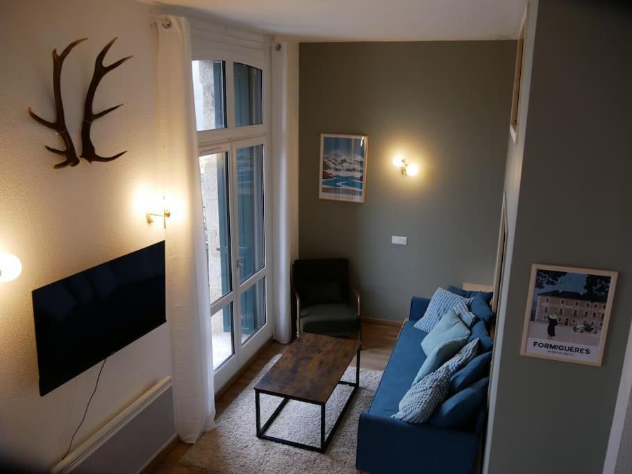 Apartment 2 Pieces 30m2 Et Balcon Vue Montagne Saint Paul Wifi Location A La Semaine Du Samedi Au Samedi