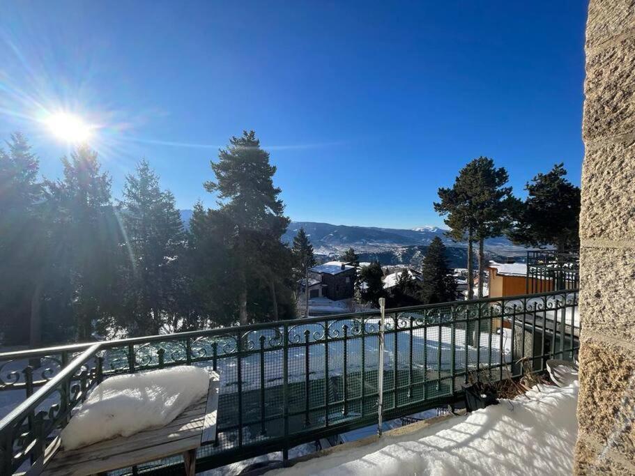 2 Pieces 30m2 Et Balcon Vue Montagne Saint Paul Wifi Location A La Semaine Du Samedi Au Samedi Font-Romeu-Odeillo-Via