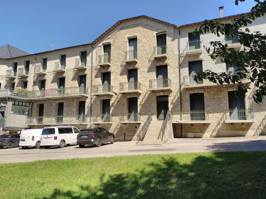 2 Pieces 30m2 Et Balcon Vue Montagne Saint Paul Wifi Location A La Semaine Du Samedi Au Samedi Apartment Font-Romeu-Odeillo-Via
